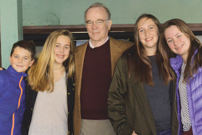 Ed Dauer with his grandchildren Ed Dauer with his grandchildren